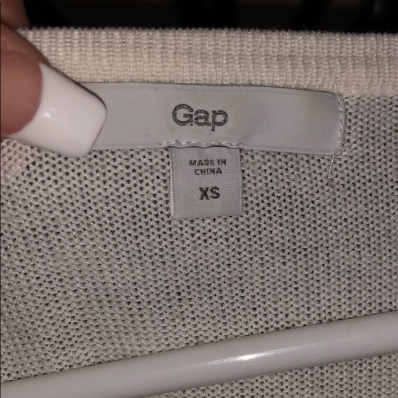 🥂Gap Sweater🥂 - Picture 2 of 2